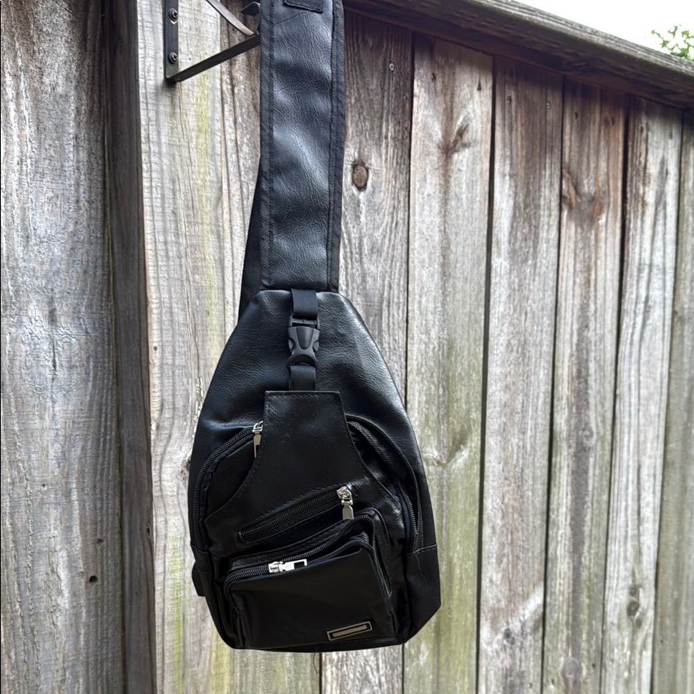 Black Belt Bag with Adjustable Straps and Minimalist Design